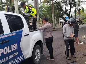 Kronologi Ambulans Bawa Ibu Mau Melahirkan di RSUD Mamuju Tabrak Pemotor