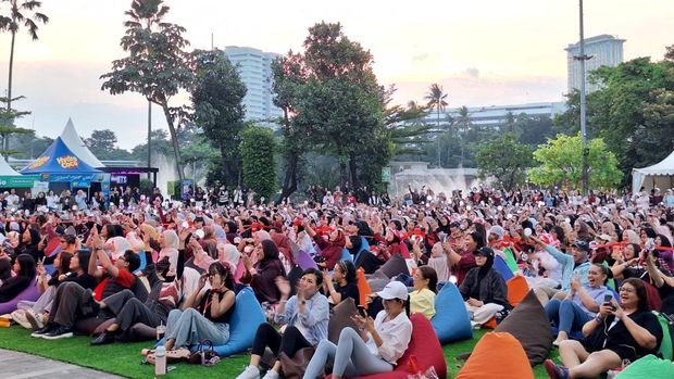 Pecah! ARMY Guncang Anniversary BTS di Festa In The Park