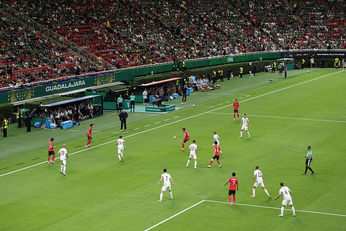 GUADALAJARA, MEXICO - JUNE 11: General view inside the stadium as Seung-Ho Paik #8 of Korea Republic controls the ball during the FIFA World Cup 2026 Group A match between Korea Republic and Czechia at Guadalajara Stadium on June 11, 2026 in Guadalajara, Mexico. (Photo by Michael Regan - FIFA/FIFA via Getty Images)