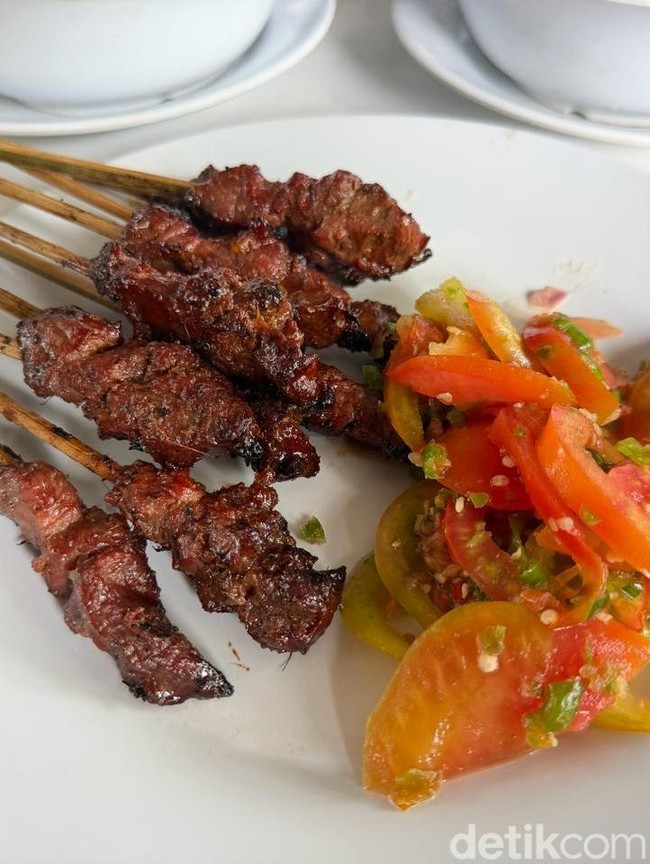 Maknyus! Cobain Sate Maranggi hingga Soto Sapi Legendaris di Cempaka Putih