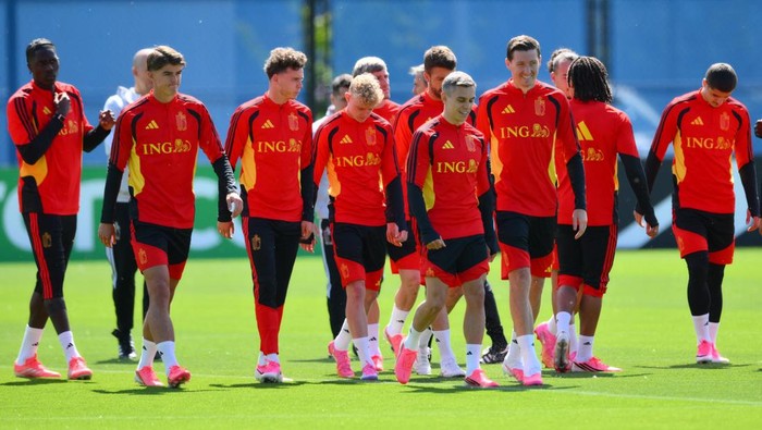 Soccer Football - FIFA World Cup 2026 - Belgium Training - Seattle Sounders FC Performance Centre and Clubhouse, Renton, Washington, U.S. - June 10, 2026 Belgiums Leandro Trossard and teammates during training IMAGN IMAGES via Reuters/Steven Bisig
