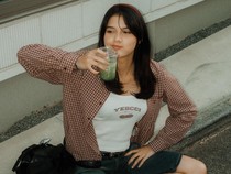 Callista Arum Santai Ngemper di Jepang Sambil Nyeruput Matcha