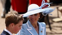Foto: Kate Middleton Pakai Outfit Mirip Putri Diana di Trooping the Colour 2026