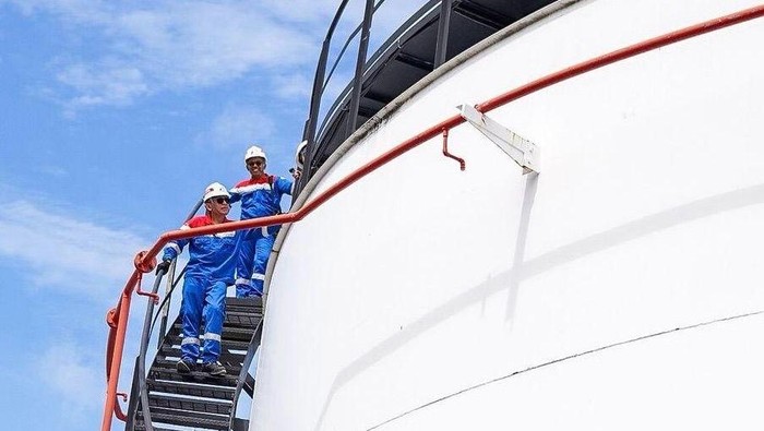 Komisaris Utama PT Pertamina (Persero) Mochamad Iriawan melakukan kunjungan kerja ke Aviation Fuel Terminal (AFT) Ngurah Rai, Bali.