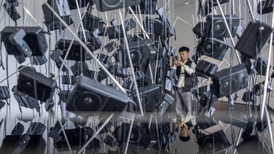 Pameran Seni Kontemporer Ajak Pengunjung Melihat Dunia dari Sudut Berbeda