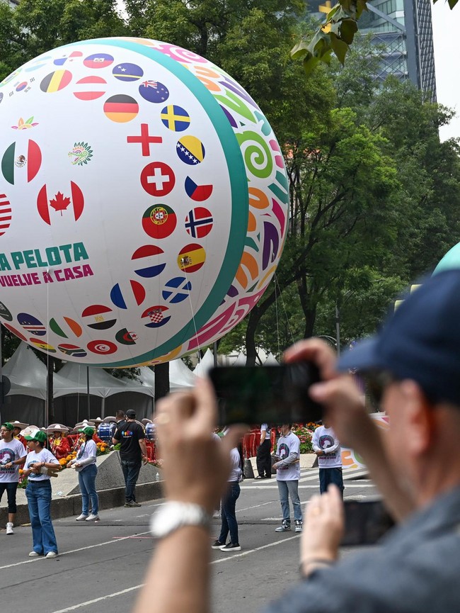 Parade Akbar Piala Dunia 2026 Warnai Jalan Utama Mexico City