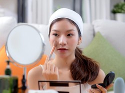 Video: Cara Pakai Blush On Biar Kelihatan Natural