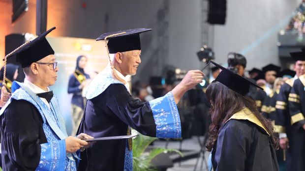Prosesi wisuda Unpas. Prosesi wisuda Unpas.