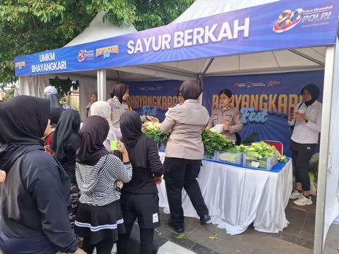 Ribuan penduduk Kabupaten Bogor antusias melebur berbareng jejeran kepolisian dalam agenda olahraga berbareng nan menandai pembukaan resmi rangkaian pagelaran Bhayangkara Fest (dok.istimewa)
