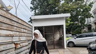 Viral Bangunan Garasi Berdiri di Atas Trotoar Bandung