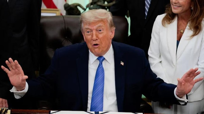 Iran dan AS, yang dipimpin oleh Donald Trump, telah mencapai kesepakatan damai setelah pembicaraan intensif. (Reuters: Evan Vucci)