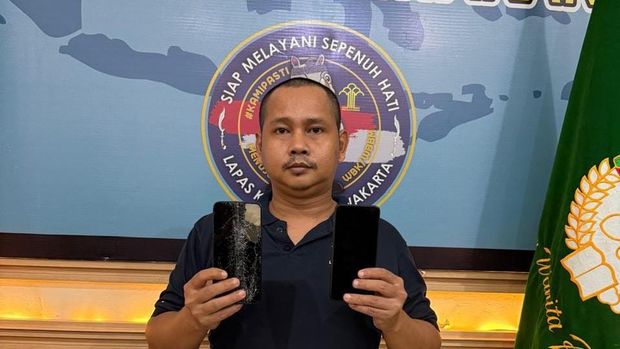 Bareskrim Polri menangkap kaki tangan bandar narkoba Agung Apek dan menyita sabu dalam speaker.