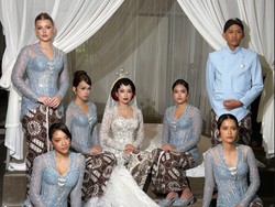 Baila Fauri-Rebecca Klopper Jadi Bridesmaid Jennifer Coppen, Anggun Berkebaya
