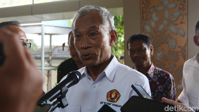 Dekan Fakultas Teknologi Mineral dan Energi (FTME) UPN 