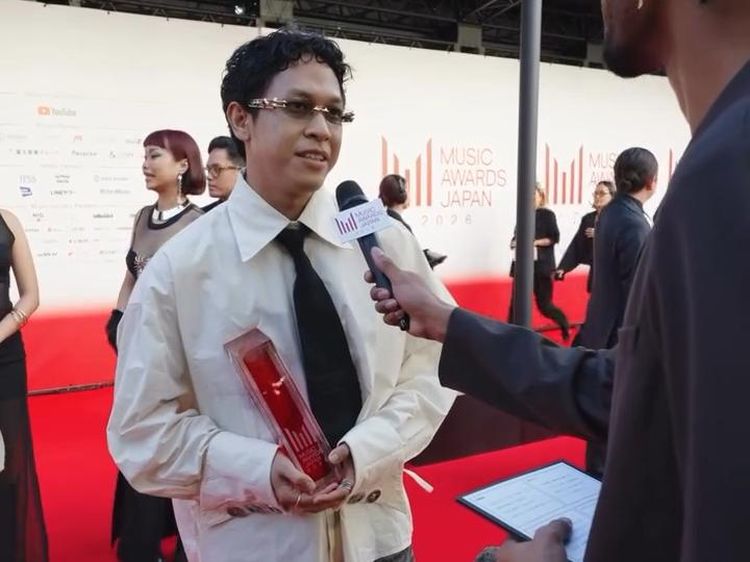 Keren! Hindia Raih Penghargaan di Music Awards Japan 2026