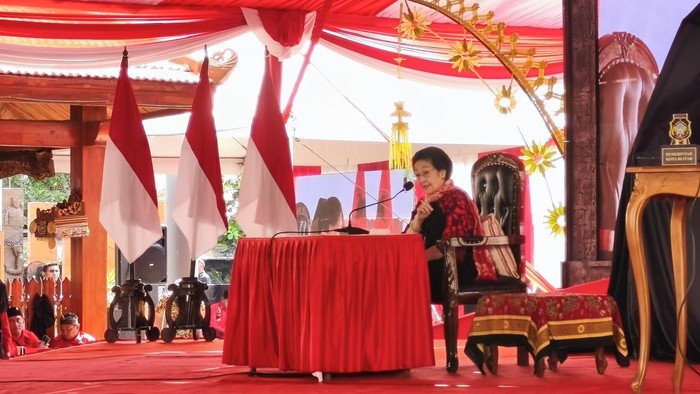 Megawati Ajak Masyarakat Tak Takut Bersuara