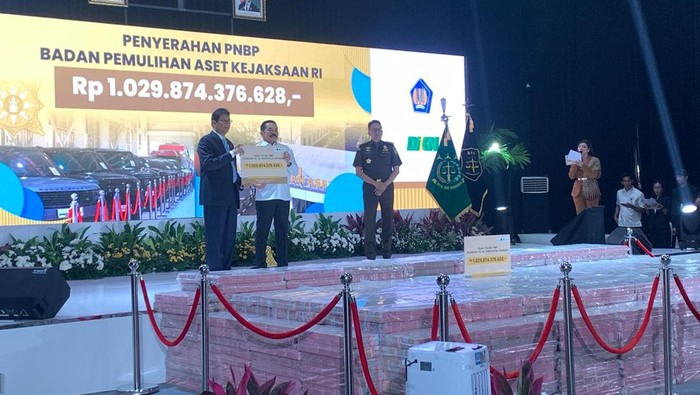 Penyerahan aset dari Kejagung ke Menkeu (Foto: Mulia Budi/detikcom)