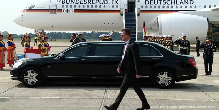 Mobil Tunggangan Presiden Jerman di Jakarta