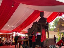Patung Bung Karno Baru di Istana Gebang Diresmikan, Ini Maknanya!