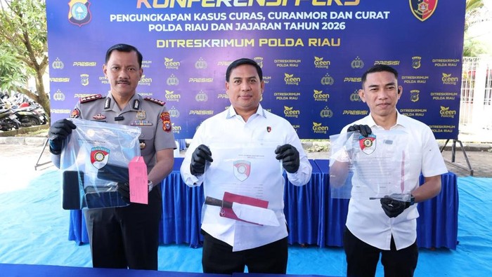 Polda Riau mengungkap begal hingga pencurian hiolo di klenteng Rokan Hilir