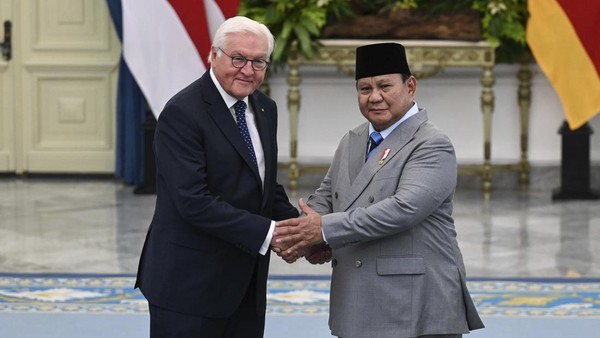 Balasan Steinmeier Pakai Bahasa Indonesia saat Prabowo ...