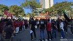 Demo Mahasiswa di DPRD Kota Surabaya