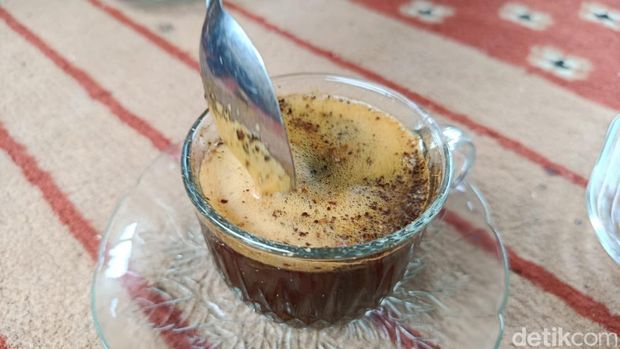 Secangkir kopi Cibulao Secangkir kopi Cibulao