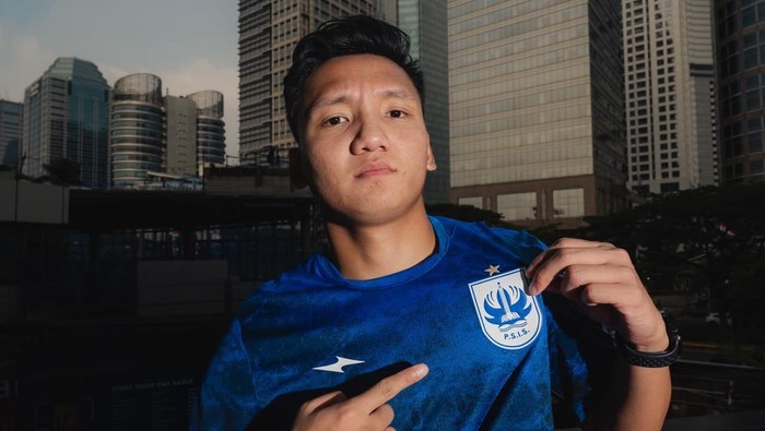 PSIS resmi memperkenalkan Syahrian Abimanyu.