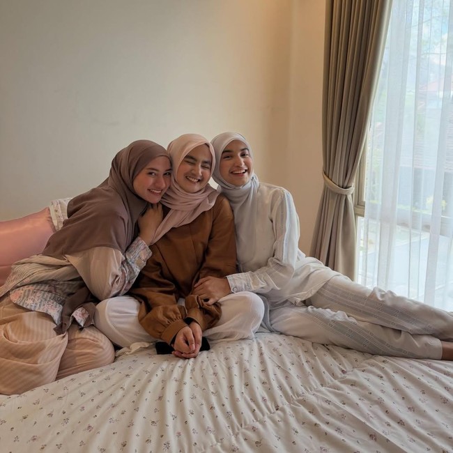 Cut Intan Nabila dan Nadzira Dampingi Tami Usai Dugaan KDRT oleh Evan Marvino
