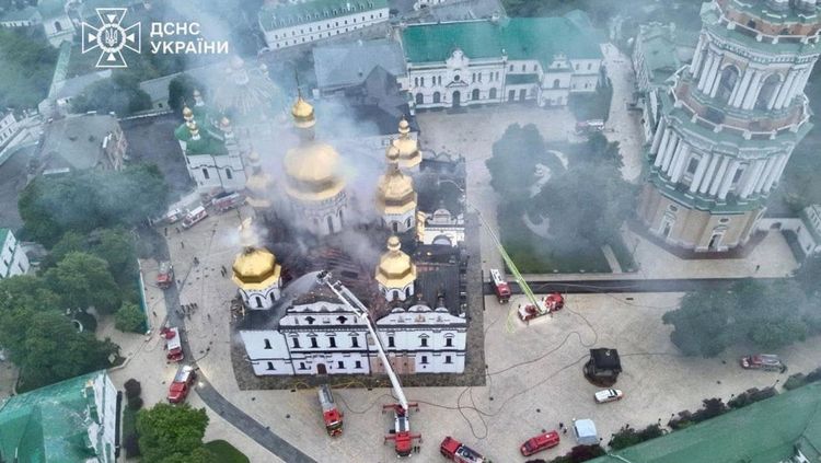 Serangan Rudal dan Drone Rusia Hantam Kyiv, Situs Warisan UNESCO Terdampak