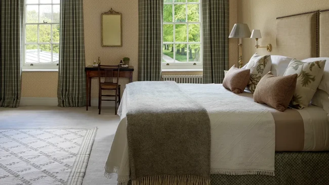 8 Inspirasi Dekorasi dan Cara Menata Kamar Tidur Ala Kamar Suite Hotel