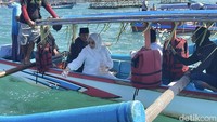 Momen doa bersama dan tabur bunga. Proses doa dipimpin langsung Ketua HNSI Pangandaran Jeje Wiradinata. Jeje mengatakan taburan bunga mempunyai makna rasa cinta terhadap alam laut dan bentuk ziarah kepada leluhur para pahlawan yang telah gugur.