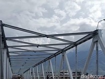 Jembatan III Palu Retak Akibat Gempa M 6,7, Lalu Lintas Ditutup Sementara