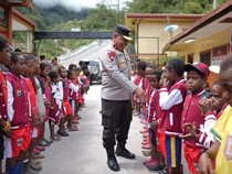 Curhat Anak Tembagapura ke Kapolda Papua Usai 9 Tahun Tanpa Sekolah Formal