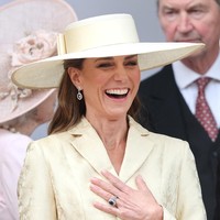 Gaya Kate Middleton Disebut Mirip Ratu Camilla, Ada Pesan di Baliknya