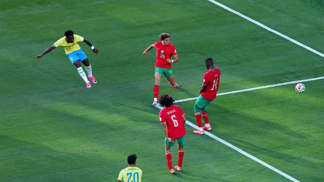 Kencangnya Tendangan Vinicius