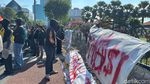 Demo Mahasiswa Depan Gedung Grahadi