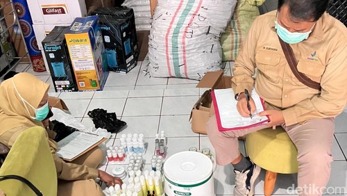 BBPOM Mataram mengamankan obat hingga kosmetik ilegal dengan nilai ekonomi mencapai Rp 52,4 juta sepanjang Januari-Juni 2026.