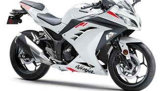 Bangkit dari Kubur! Kawasaki 'Ninja 250 FI' Jadul Dihidupkan Lagi