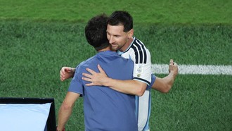 Scaloni Tak Bisa Berkata-kata Lihat Aksi Messi
