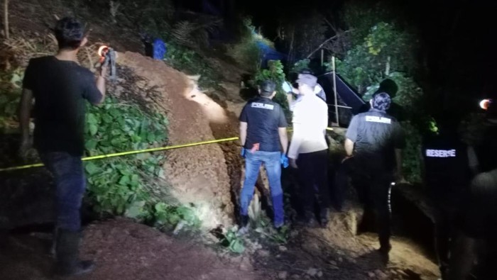 Tambang emas ilegal di Aceh Jaya longsor
