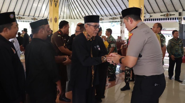 Penandatanganan Maklumat Bersama Aman Suro dan Suran Agung Tahun 2026 di Magetan