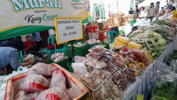 Operasi pasar murah di Kabupaten Bandung