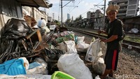 Pendapatan negara pada 2027 diproyeksikan mencapai 11,82 hingga 12,40 persen dari produk domestik bruto (PDB), sedangkan belanja negara diperkirakan berada pada kisaran 13,62 hingga 14,80 persen dari PDB.
