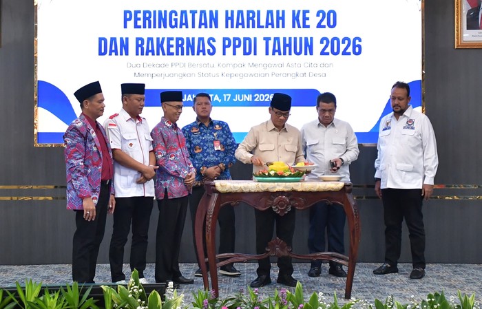 Perangkat Desa Dukung Pelaksanaan MBG dan Kopdes di Hadapan Mendes Yandri