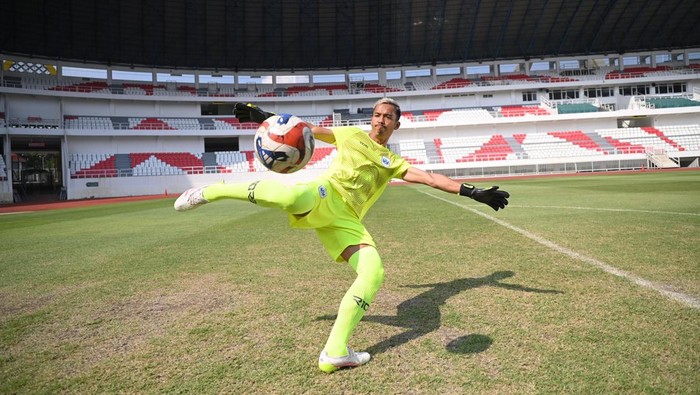 PSIS datangkan penjaga gawang baru, Ray Redondo.