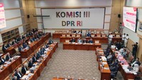 KPK Minta Tambah Anggaran 2027 Rp 726 M, Sahroni: Ajuin Rp 5 T Tanggung