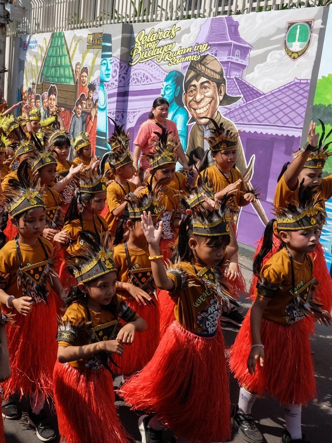 Seribu Siswa Meriahkan Karnaval Budaya, Tahun Ajaran Ditutup dengan Penuh Warna