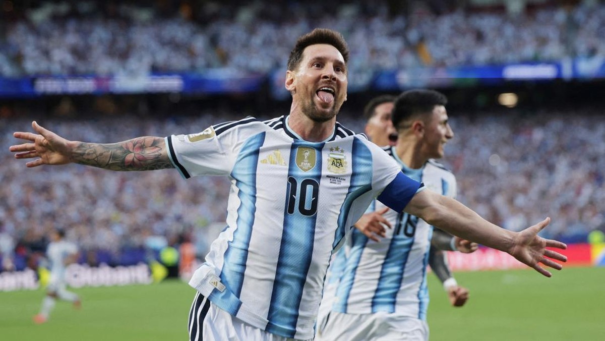 SOCCER-WORLDCUP-ARG-DZA/ SOCCER-WORLDCUP-ARG-DZA/