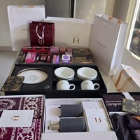 Isi Souvenir Pernikahan Jennifer Coppen, Makeup-Sarung Bantal Anti Jerawat